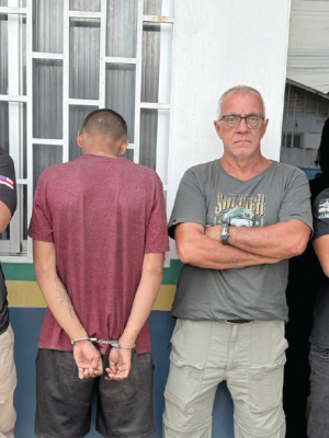 A Polícia Civil do Amazonas (PC-AM), por meio da 47ª Delegacia Interativa de Polícia (DIP) de Nova Olinda do Norte (a 135 quilômetros de Manaus), prendeu em flagrante, no domingo (04/05), Alessandro Marinho Amorim, 18, conhecido como “Risca”, por roubo mediante uso de arma branca contra um idoso de 84 anos. O crime ocorreu na rua 1, bairro Nova Floresta, no município.