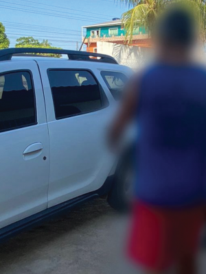 A Polícia Civil do Amazonas (PC-AM), por meio da 47ª Delegacia Interativa de Polícia (DIP) de Nova Olinda do Norte (a 135 quilômetros de Manaus), cumpriu, na quinta-feira (11), mandado de prisão preventiva de um homem, de 37 anos, investigado pela prática de estelionato contra vários idosos, tendo uma das vítimas um prejuízo de, aproximadamente, R$ 4 mil. A prisão foi efetuada no bairro Centro, no município.